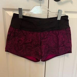 Lululemon Run Times Short - Mint Antique Paisley Deep Fuchsia Black